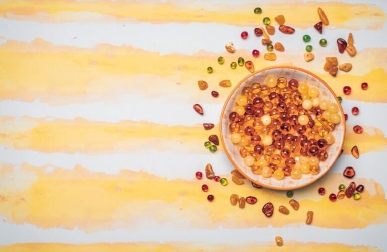 Jantar: navozuje rovnováhu a dobrou náladu Jantar: navozuje rovnováhu a dobrou náladu